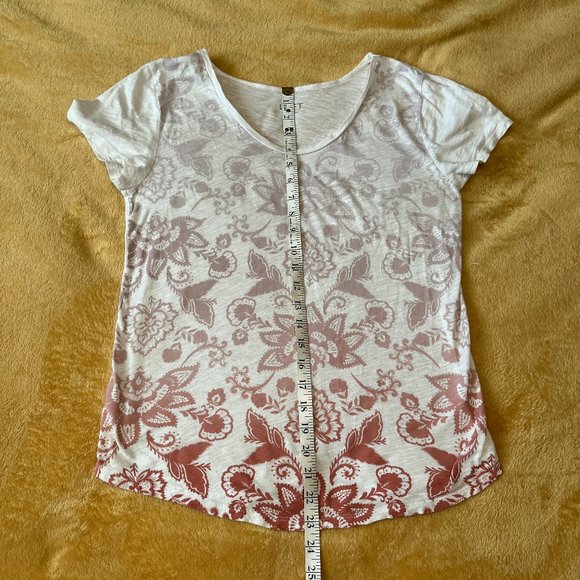 LOFT Tee Shirt Size Small Floral Paisley Pattern Graduated Colours Lovely - Picture 9 of 14